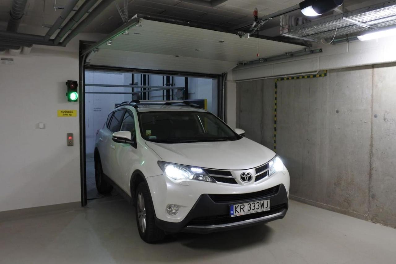 Boutique 108 - Old City, Luxury Apt. With A Garage Krakov Exteriér fotografie